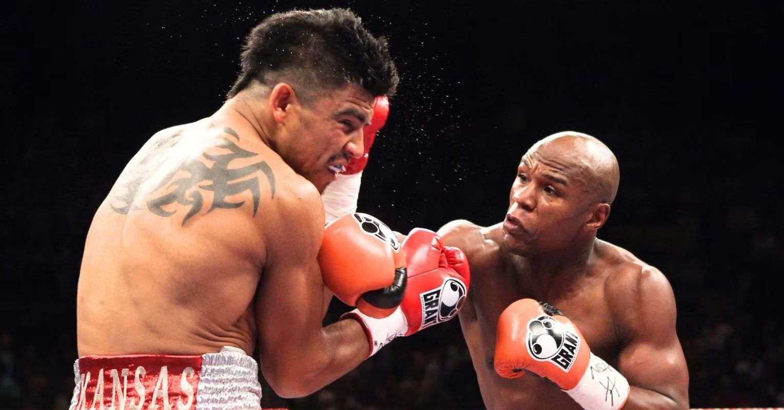 Victor Ortiz and Floyd Mayweather